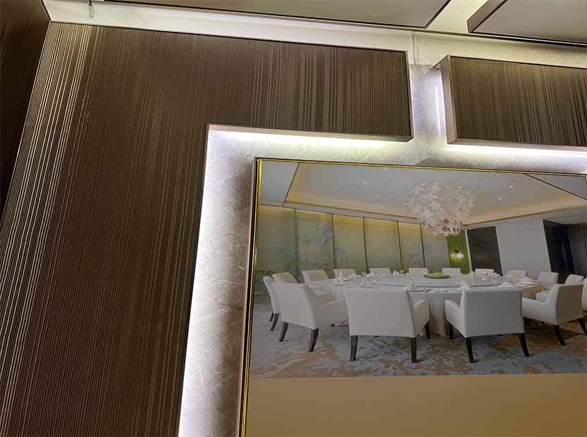 Aesthetics Meets Functionality: Uncovering the Potential of Woven Mesh Fabric in Modern Architecture
