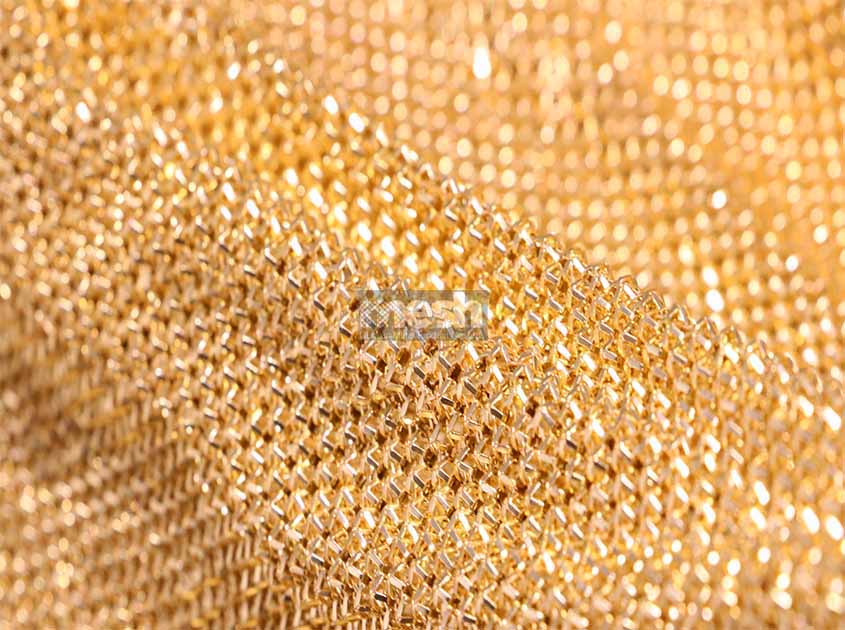 woven Metal Interiors vs. Traditional Uphaolstery Fabrics: Advantages, Disadvantages and Scenario Selection