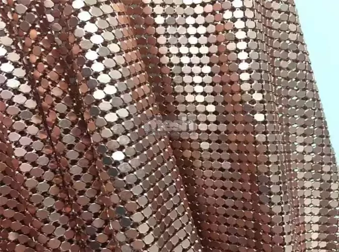 The Advantages of Decorative Interiors Fabric for Window Treatments