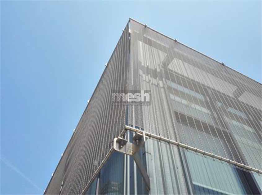 The Versatility of woven Metal Interiors: Applications in Various Industries
