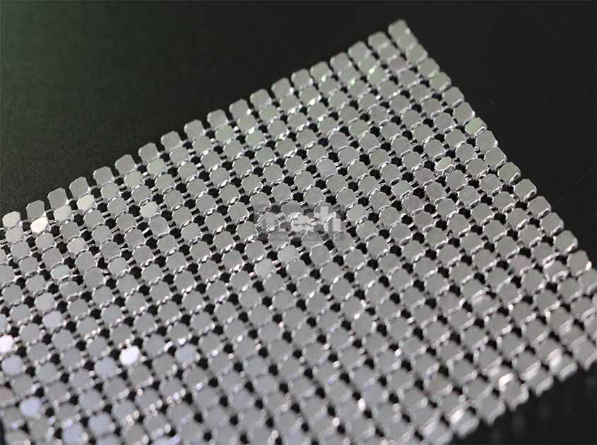 Crafting Modern Spaces with Woven Metal Interiors: A Fusion of Strength and Beauty