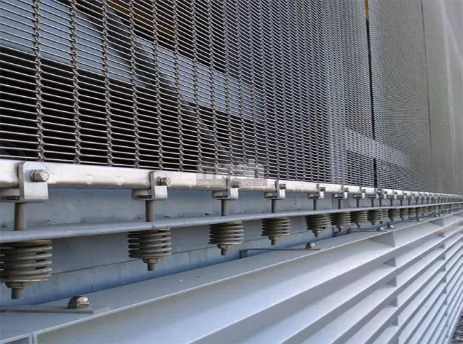 Woven Metal Interiors: From Thread to Miracle - Discover the wonders of weaving