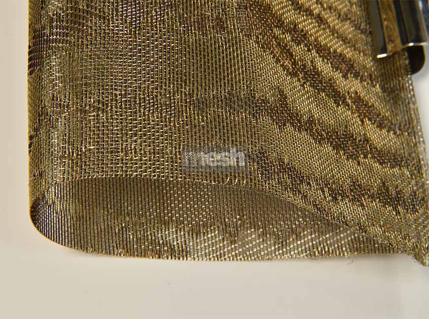 woven Metal Interiors Versus Traditional Wallcoverings: A Comparative Analysis