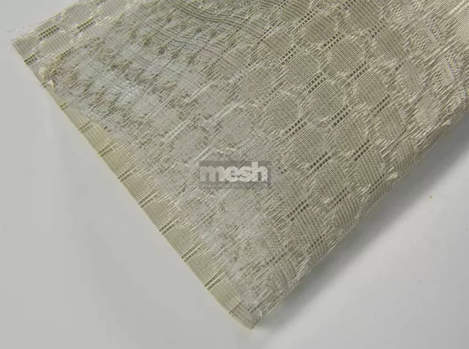Care and care of woven mesh fabric: maintaining its beauty and longevity