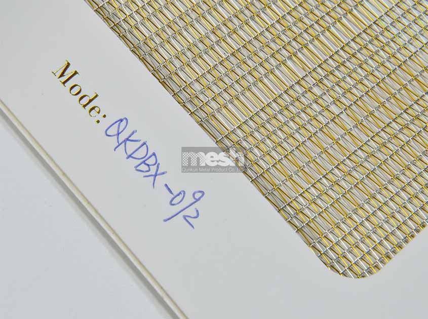 Woven mesh fabric: textiles for all seasons