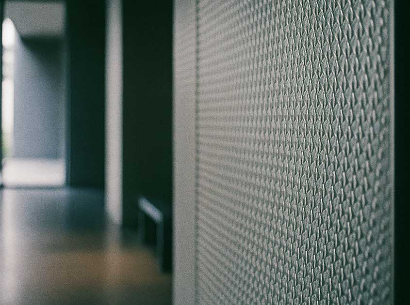 How Southeast Asian Distributors Can Find the Right Decorative Metal Mesh Supplier