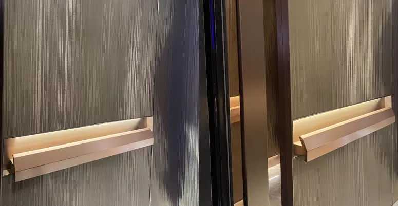 Wall covering, United Arab Emirates